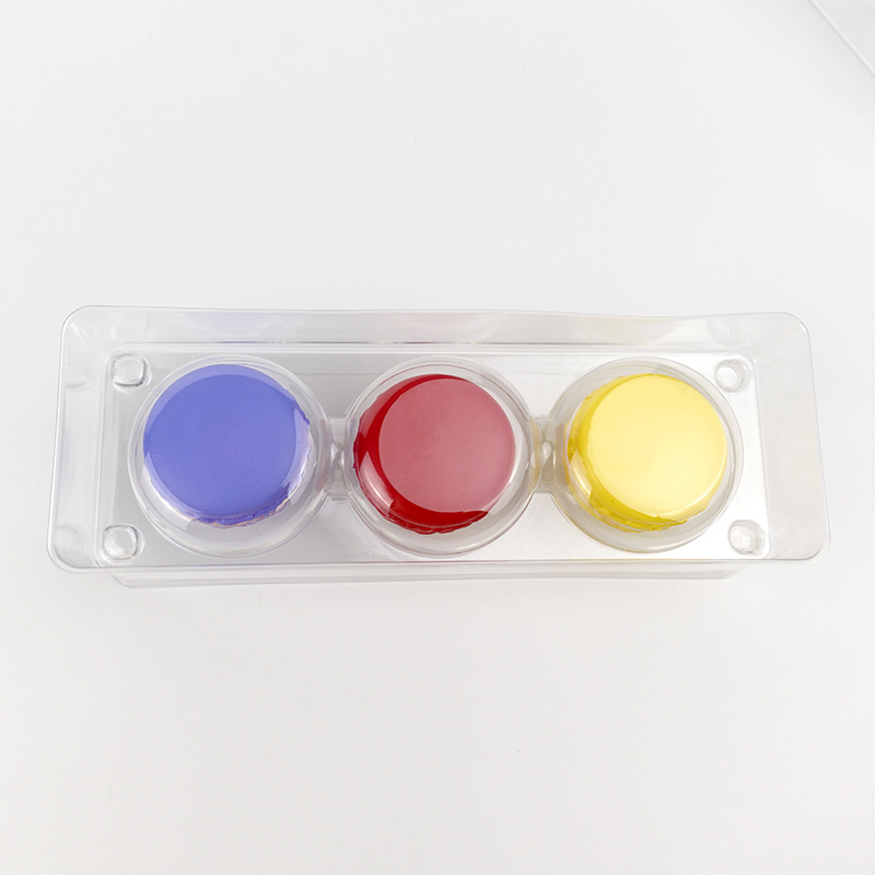 3 macarons lie flat clear blister tray