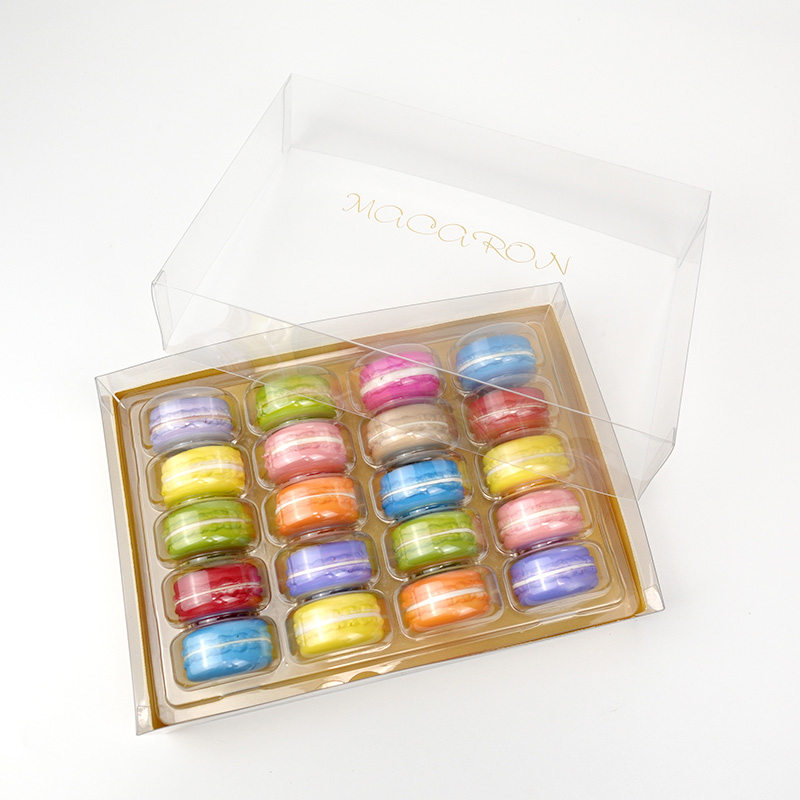20 macarons clear packaging