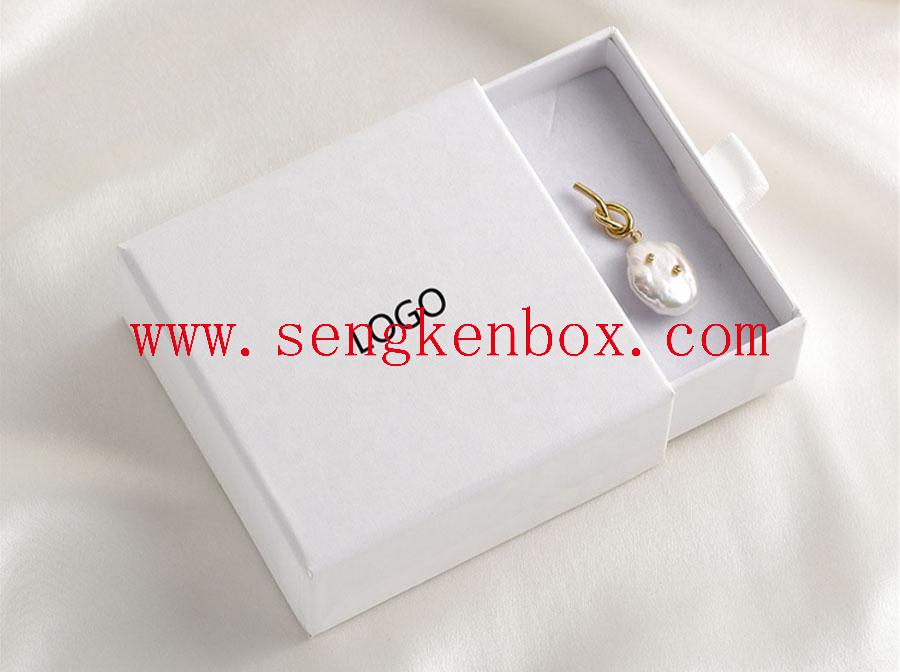 White Pull-Out Gift Paper Box White Pull-Out Gift Paper Box