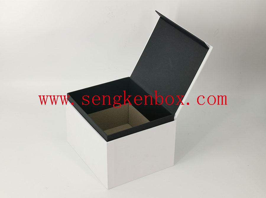 Square Box With Black Lining Square Box With Black Lining