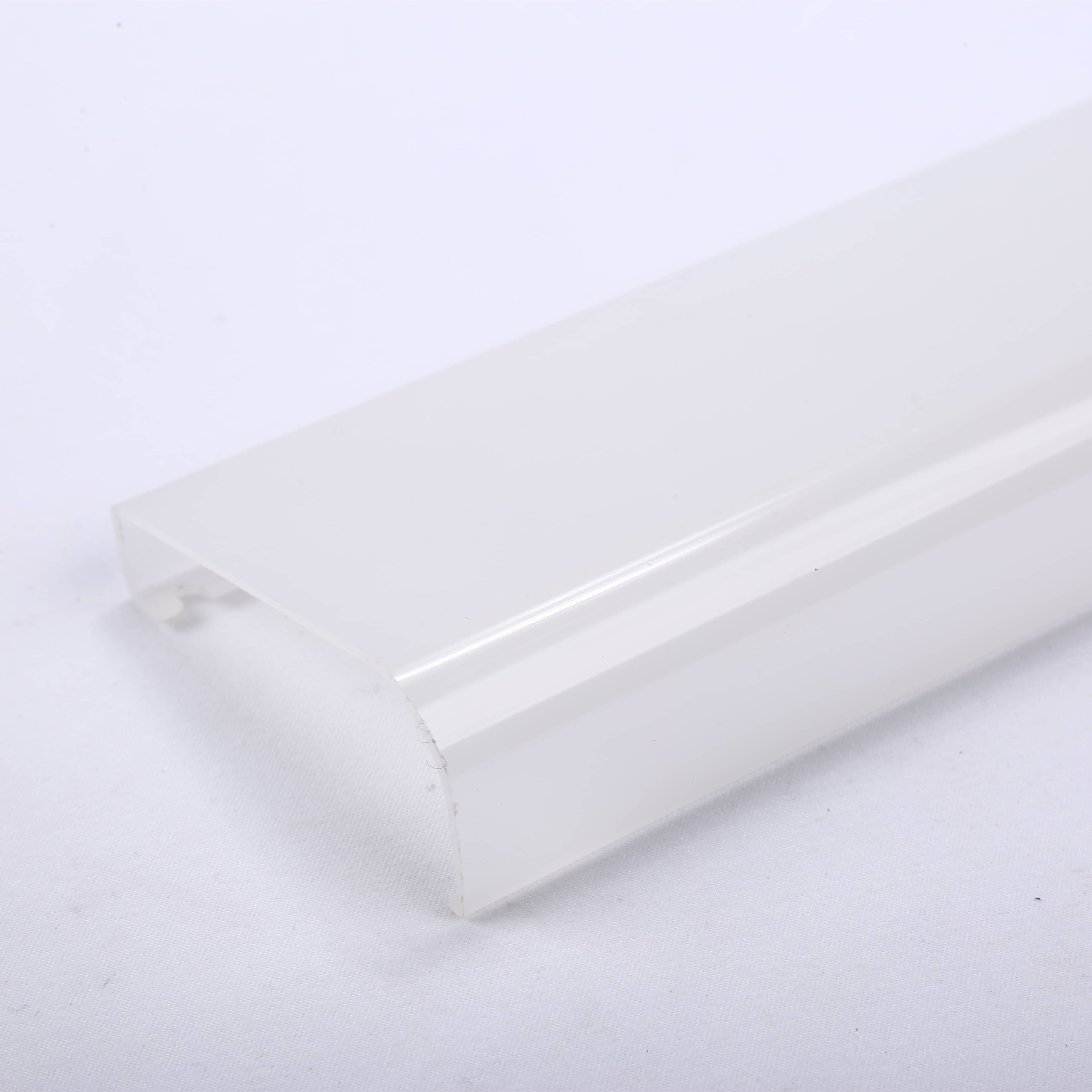 China Extruded PC Profiles China Extruded PC Profiles