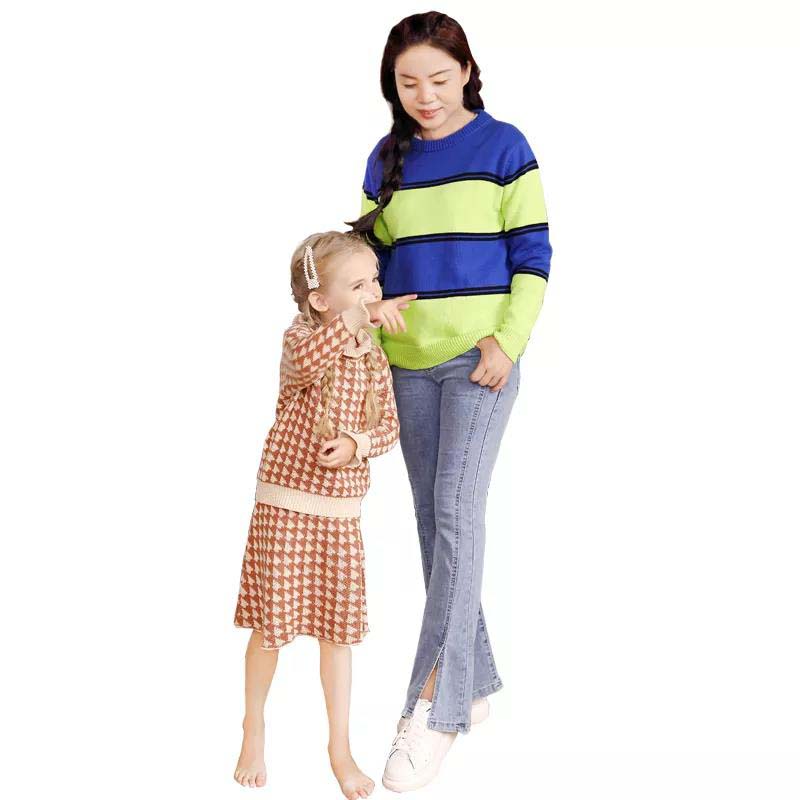 mother and girl sweater