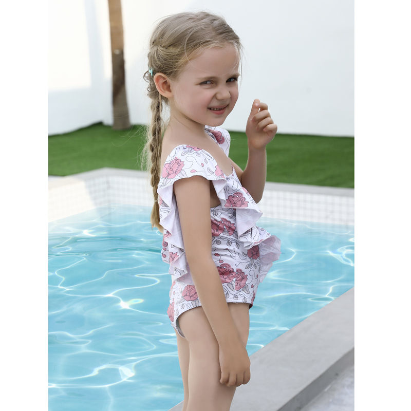 girl swimsear girl swimsear