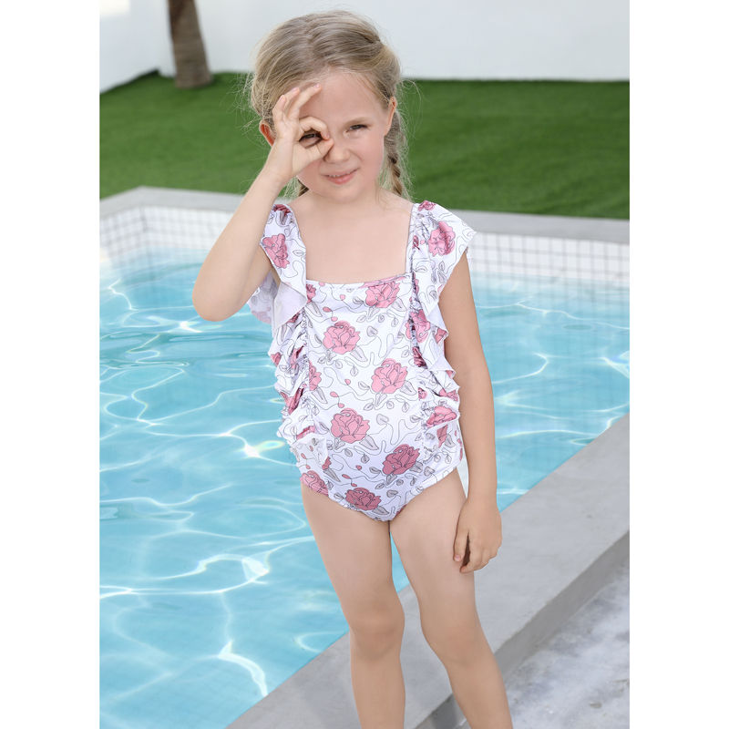 girl swimsear girl swimsear