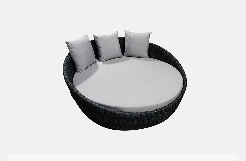 Outdoor Daybed