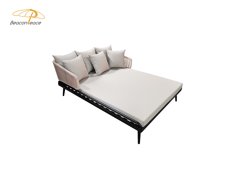 Outdoor Sun daybed