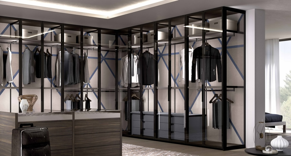 Walk-in Closet