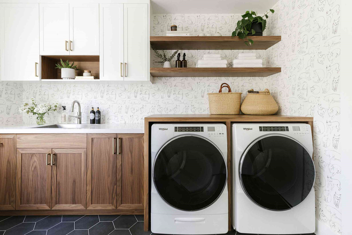 Shaker Style Laundry Closet