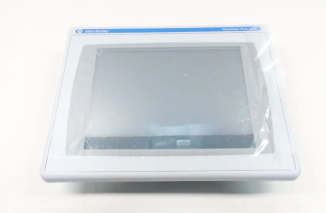 ALLEN BRADLEY 2711P-T12C4A8