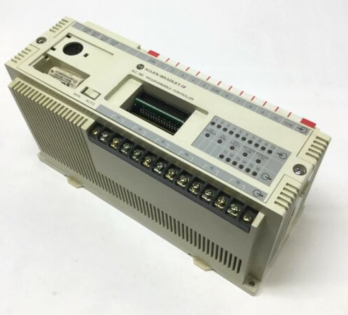 ALLEN BRADLEY 2711P-T6C20A8