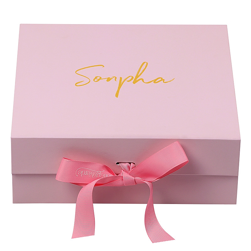 Custom Printed Magnetic Folding Gift Packaging Boxes with Ribbon 