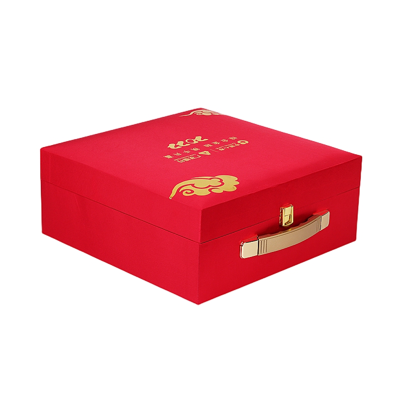 New style packaging paper cardboard suitcase gift box with metal lock and handle New style packaging paper cardboard suitcase gift box with metal lock and handle