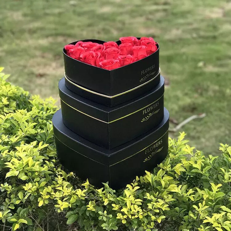 Custom High-Quality Heart Shape Boxes for Bouquets Flower 