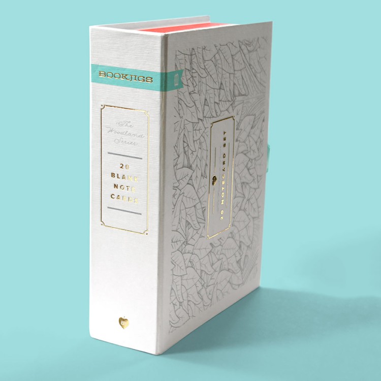 Customized Luxury Grey White Book Shape Rigid Gift Boxes