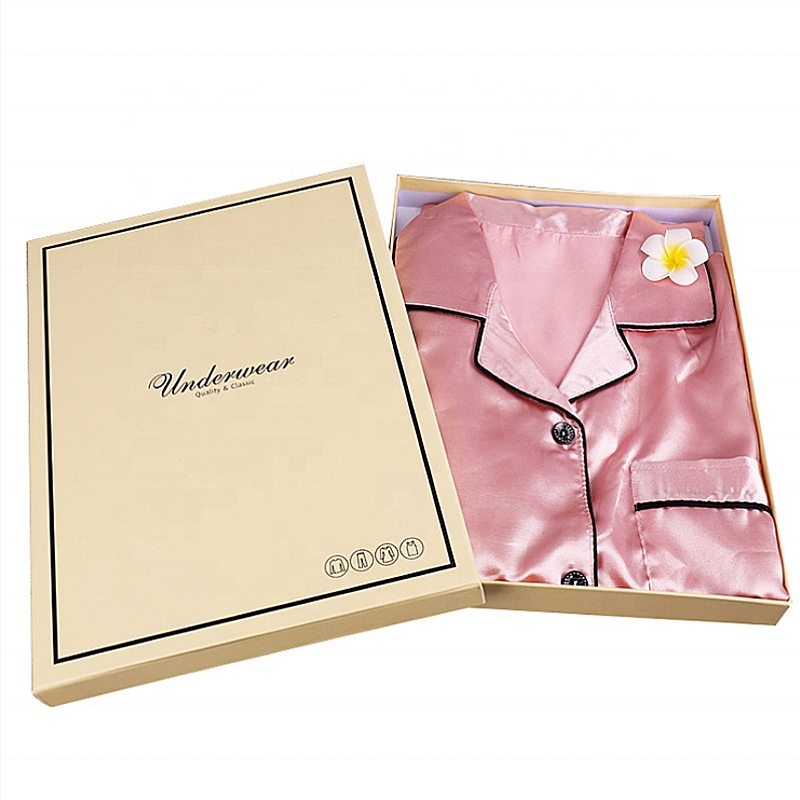 Wholesale Luxury Packaging Box For Women Tracksuit Or Christmas Pajamas 