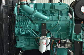 Cummins generator engine