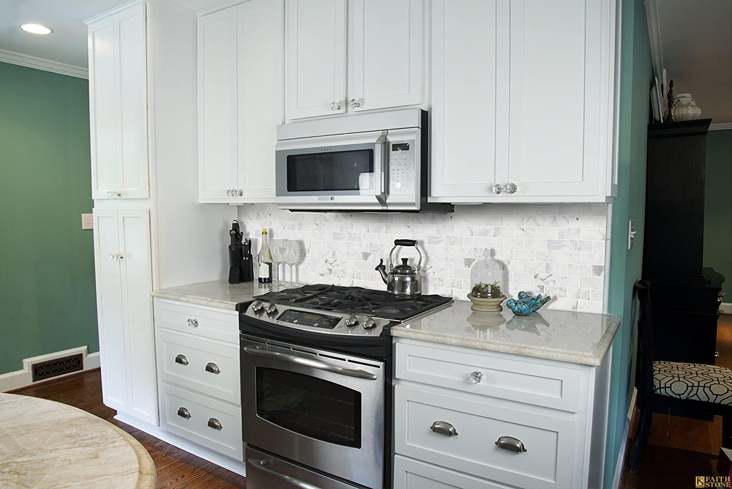 white marble backsplash tiles