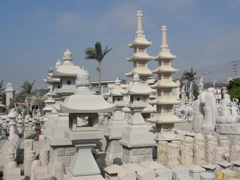 Granite Carved Pagoda Lantern Granite Carved Pagoda Lantern