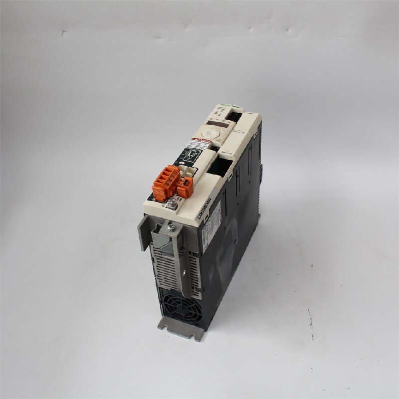  LXM32MD30N4 Servo