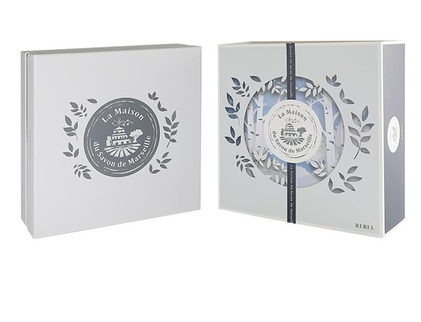 White Christmas Gift Box White Christmas Gift Box
