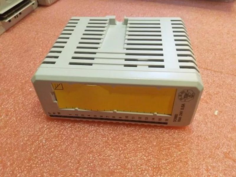 DO890 ABB S800 Digital Output Module 4 CH Isolated Safety Interface PLC Spare Parts 3BSC690074R1 DO890 ABB S800 Digital Output Module 4 CH Isolated Safety Interface PLC Spare Parts 3BSC690074R1