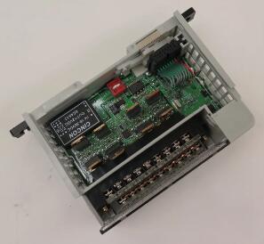 ALLEN BRADLEY 1769-OF8C