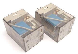 ALLEN BRADLEY 700-HAX2Z24-4