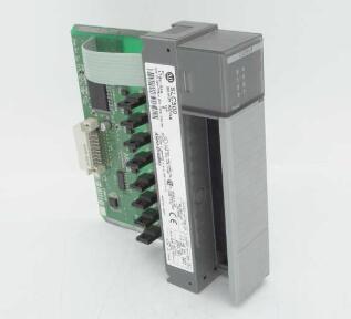 ALLEN BRADLEY 1746-OA8