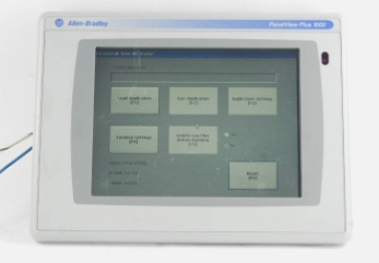 ALLEN BRADLEY 2711P-T10C4B1