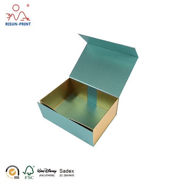 Custom design paper magnetic folding box packaging