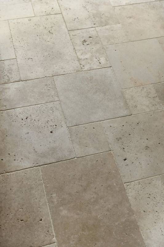Jura Beige limestone floor tiles pattern