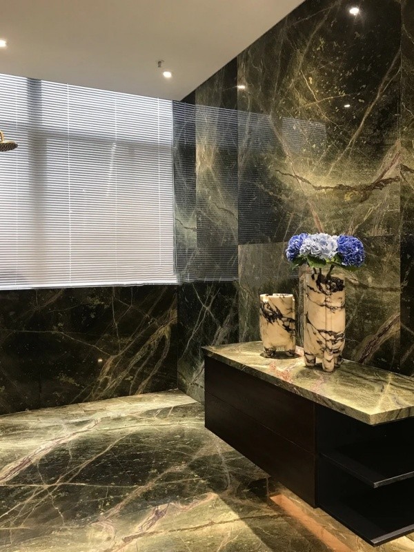 Rainforest Green Marble bathroom