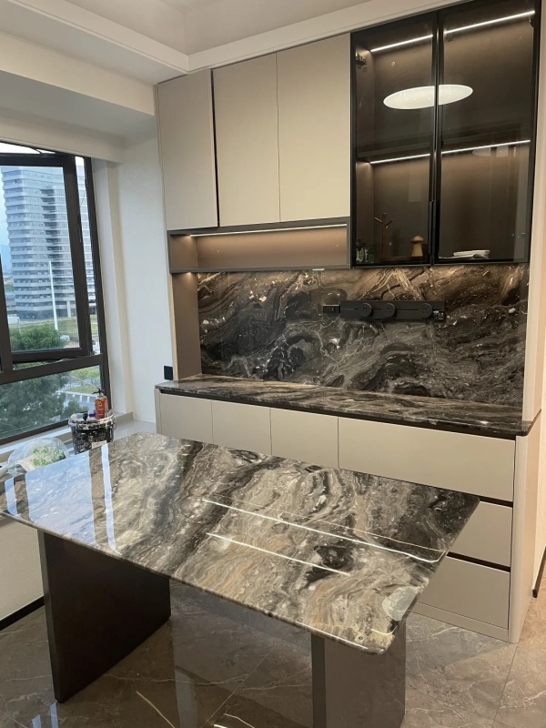 Arabescato Orobico Marble kitchen