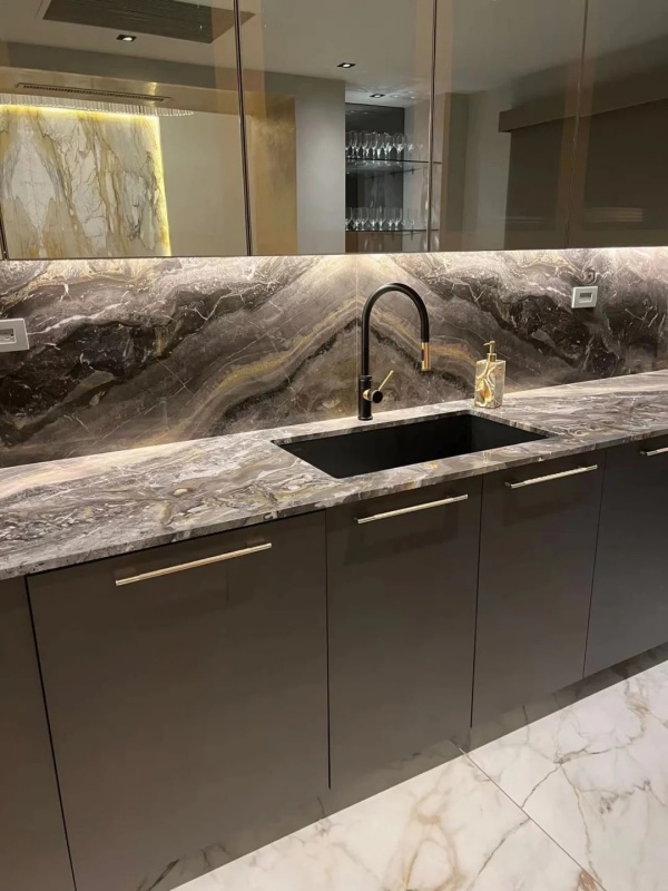 Arabescato Orobico Marble countertops