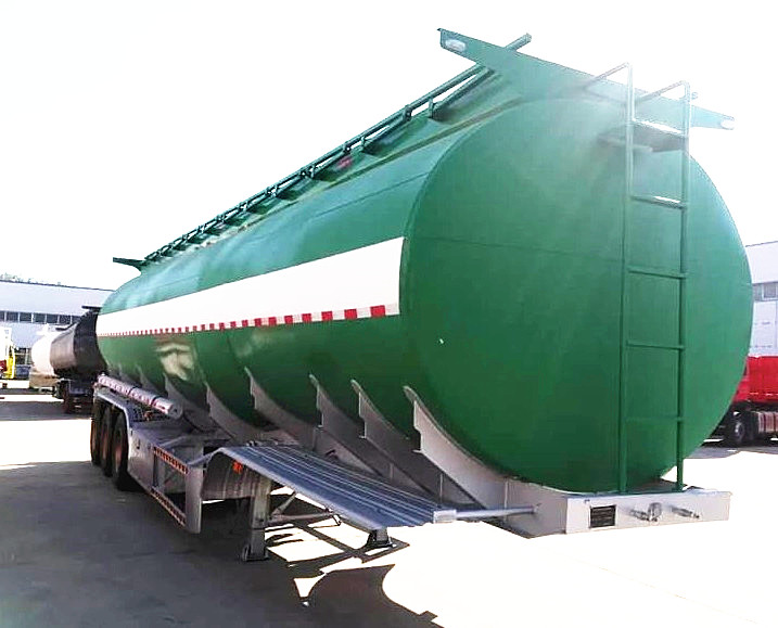 Tri-Axles Fuel Tanker Semi Trailers 6 Compartments Crude Oil Tanker Trailers Tri-Axles Fuel Tanker Semi Trailers 6 Compartments Crude Oil Tanker Trailers