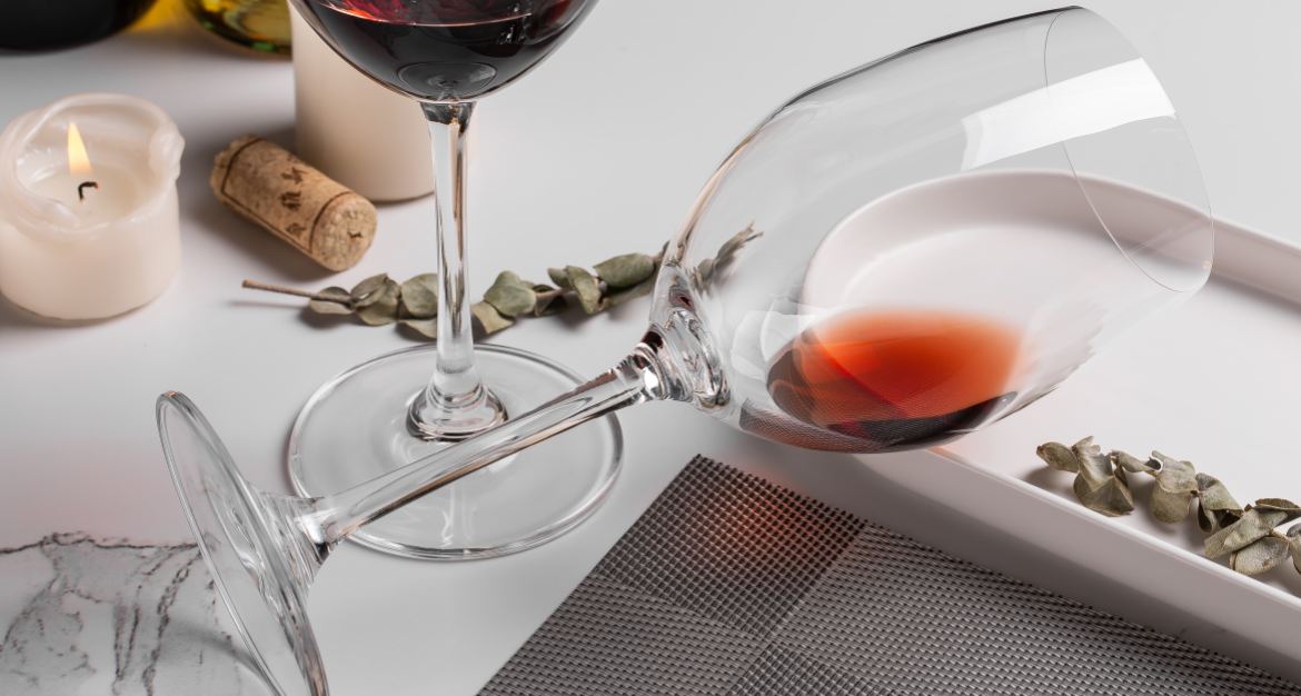 crystal goblet wine glass