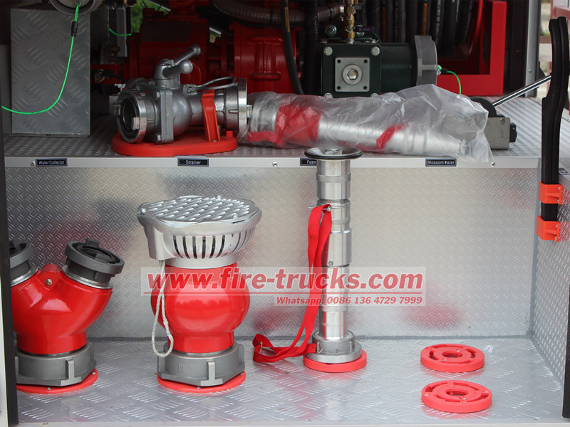 HOWO 4000 liters fire tanker truck