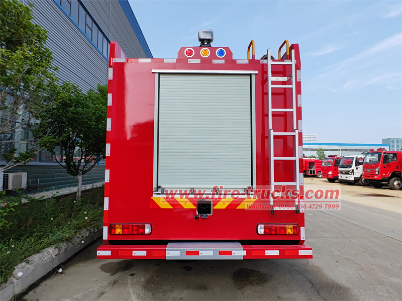 HOWO 4X4 8cbm foam fire rescue vehicle HOWO 4X4 8cbm foam fire rescue vehicle