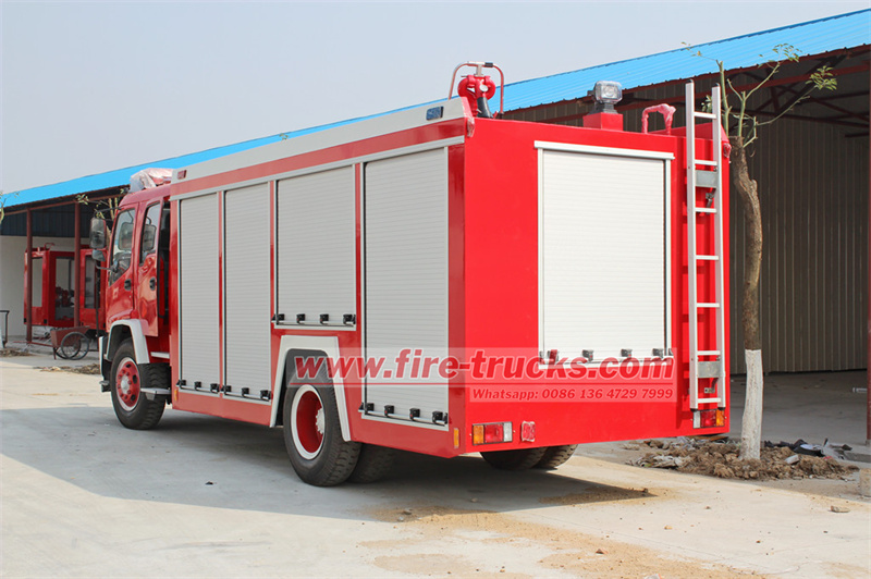 ISUZU FTR 5000L fire water truck ISUZU FTR 5000L fire water truck