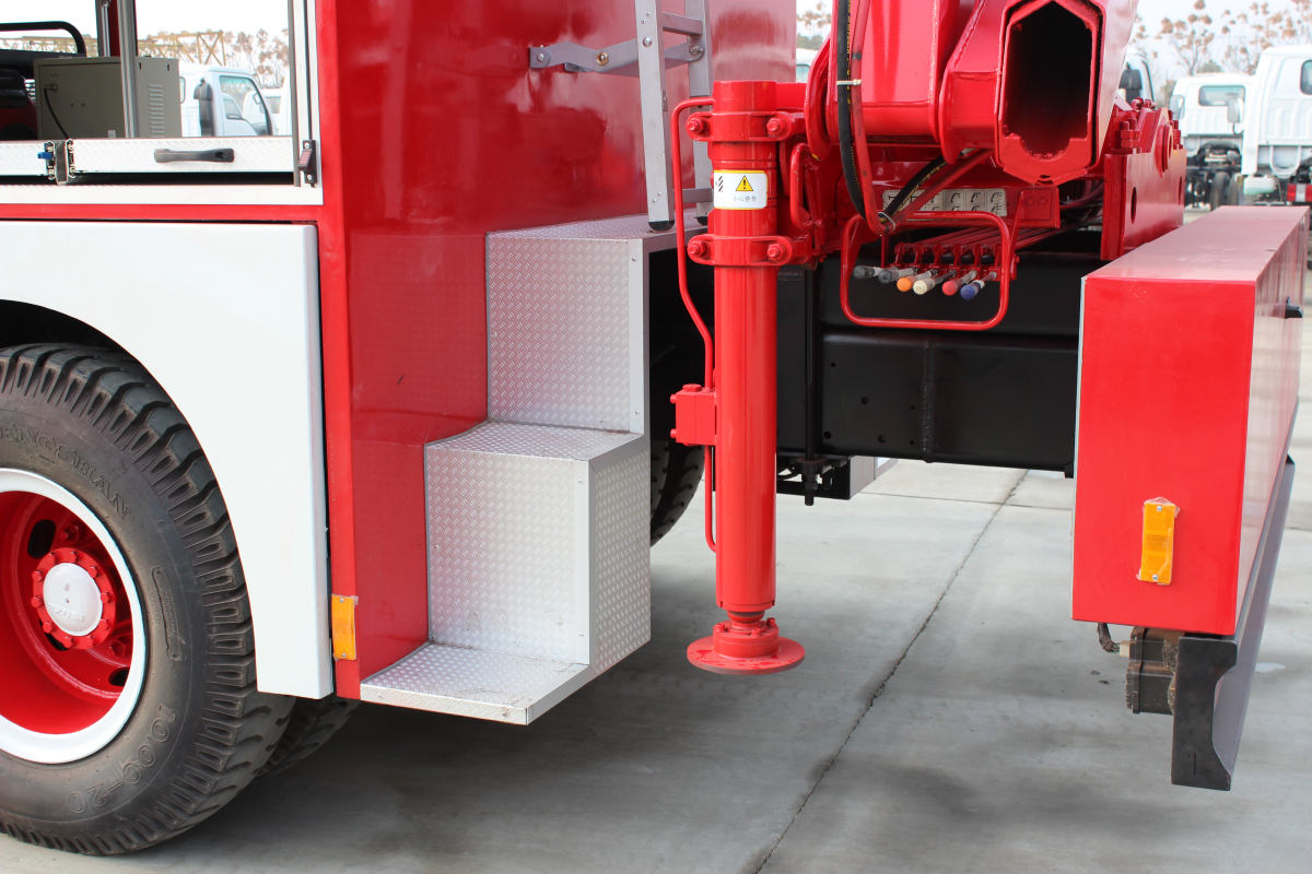 ISUZU GIGA fire rescue truck builders ISUZU GIGA fire rescue truck builders