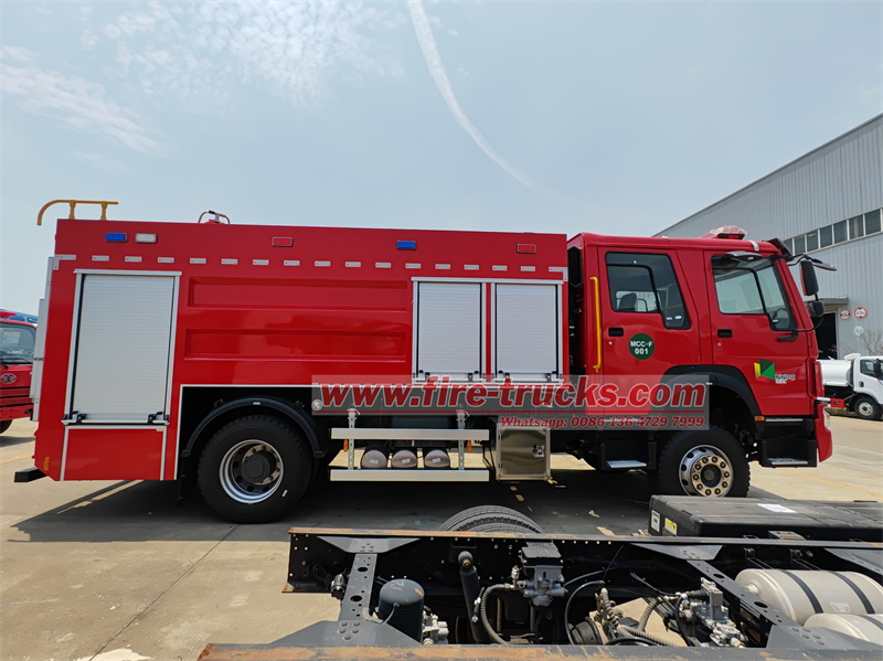 HOWO 4X2 8CBM multipurpose fire truck HOWO 4X2 8CBM multipurpose fire truck