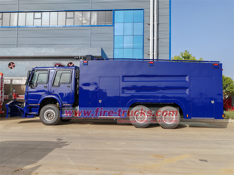 HOWO 10000L armored anti-riot truck HOWO 10000L armored anti-riot truck