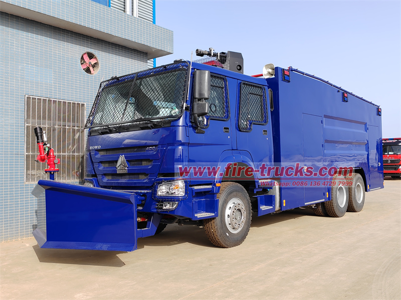 HOWO armored crowd control riot truck HOWO armored crowd control riot truck