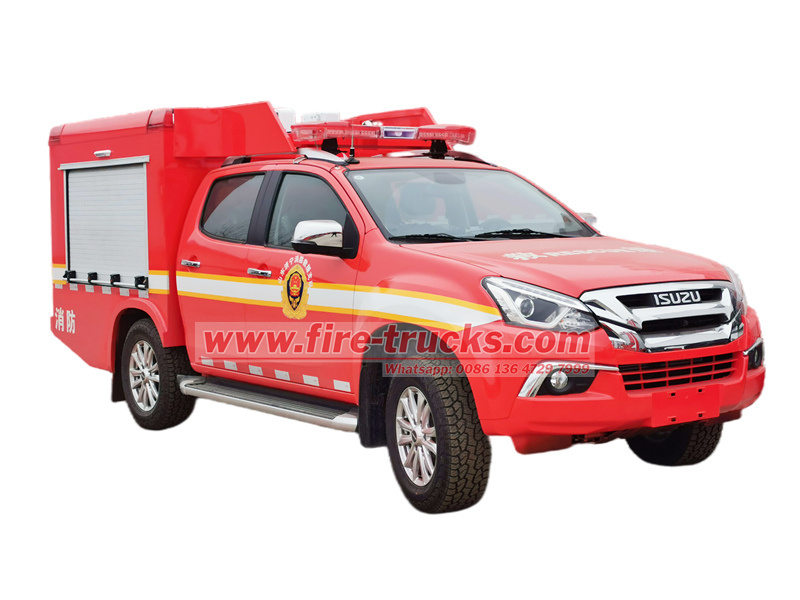 Isuzu off road 4x4 pick up fire command vehicle Isuzu off road 4x4 pick up fire command vehicle