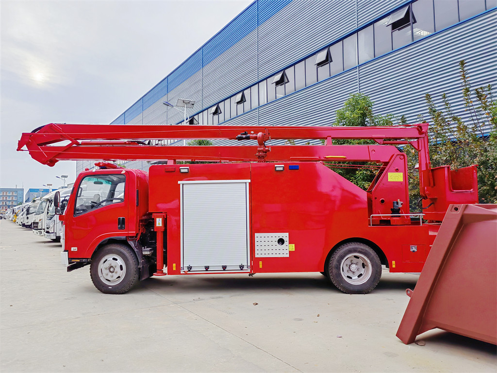 Isuzu Fire truck with bucket Isuzu Fire truck with bucket