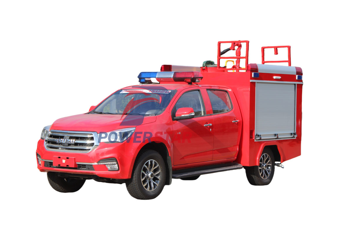 Isuzu off road 4x4 pick up tanker fire truck Isuzu off road 4x4 pick up tanker fire truck