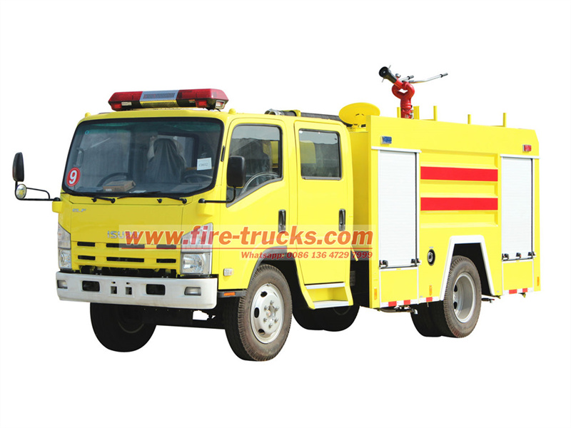 ISUZU NPR fire fighting truck