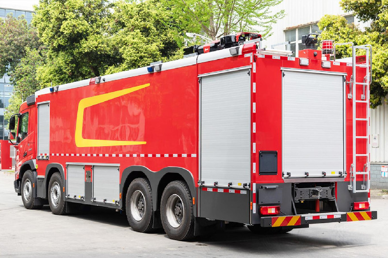 Volvo fire fighting truck for sale
