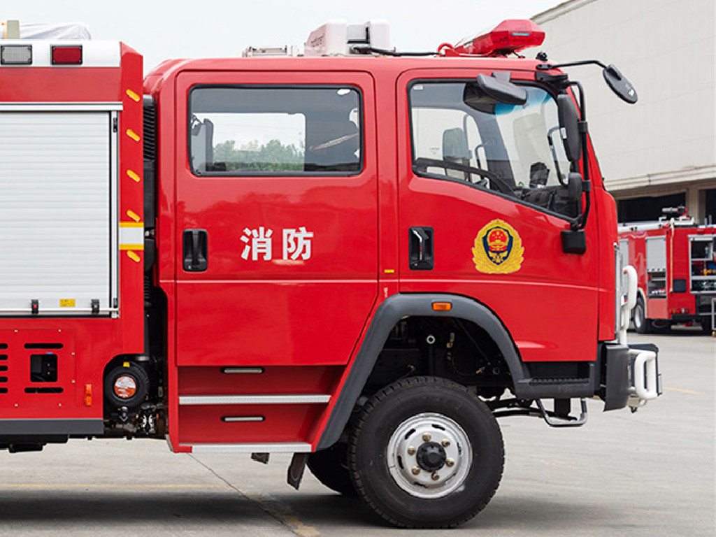 HOWO all terrain wildland fire truck HOWO all terrain wildland fire truck