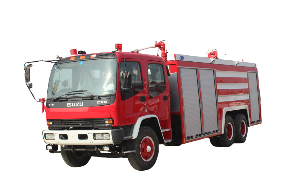 Isuzu FVZ 3000 gallon fire tanker Isuzu FVZ 3000 gallon fire tanker